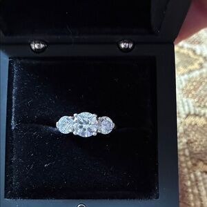 Diamond Nexus Three Stone Ring 2.5 carats Size 7 w Ring Box set in 925 SS